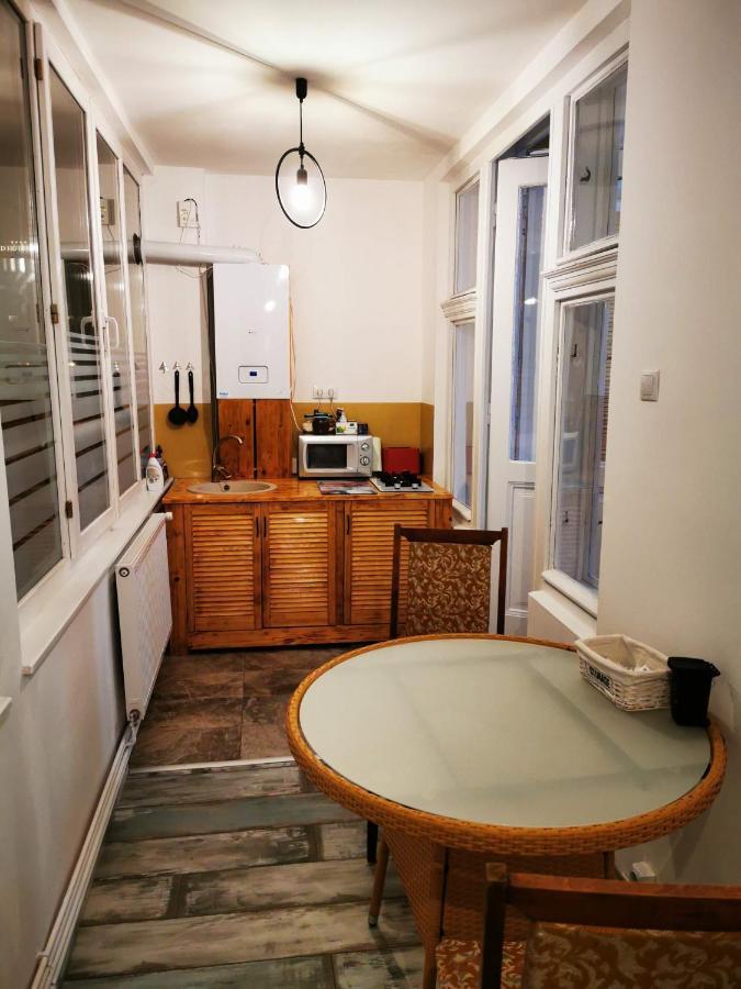 Апартаменты Apartament Hunter Клуж-Напока Экстерьер фото